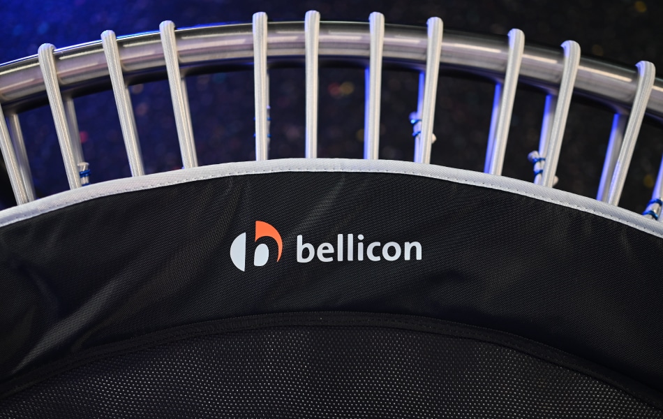 bellicon Logo auf Trampolin